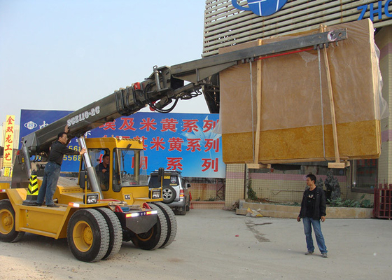 China Empilhadeira telescópica do crescimento da transmissão mecânica hidráulica para pontos da construção fornecedor