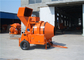 Máquina diesel móvel de derrubada hidráulica do misturador concreto do funil para trabalhos de mistura concretos fornecedor