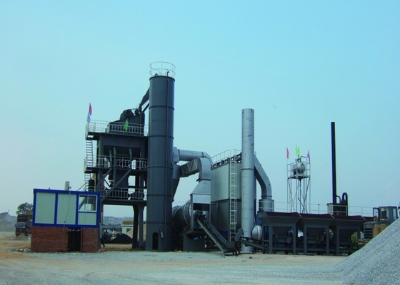 China a planta 50Tons da mistura do asfalto de Bitument do controle do PLC do conjunto completo 160TPH terminou o escaninho de Storge fornecedor