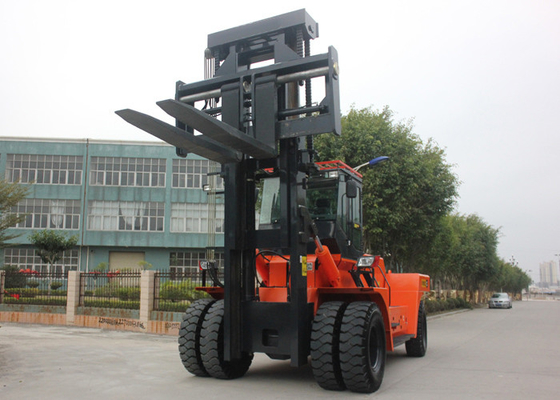 China Caminhão de empilhadeira industrial diesel resistente de 15 toneladas CPCD150 para a construção, transporte fornecedor